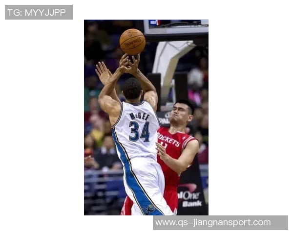 奇才队宣布裁掉两名后卫凯达里里奇蒙德与阿隆德斯的决定