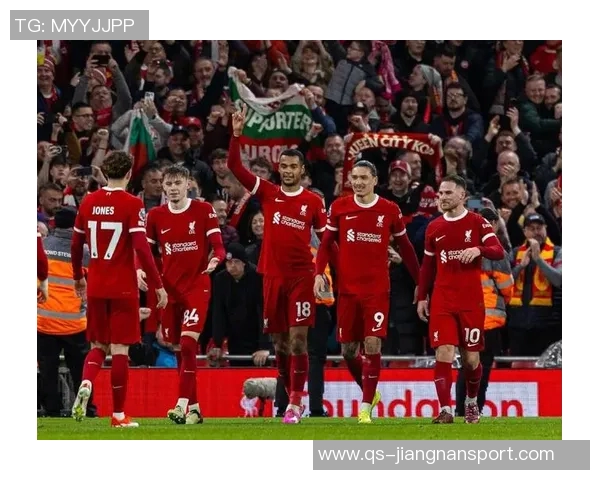 曼联利物浦同陷低迷境地近五轮仅得一胜并列第八第九