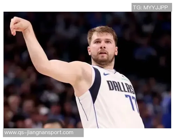 东契奇盛赞斯玛特防守技巧称其独特表现令人惊叹