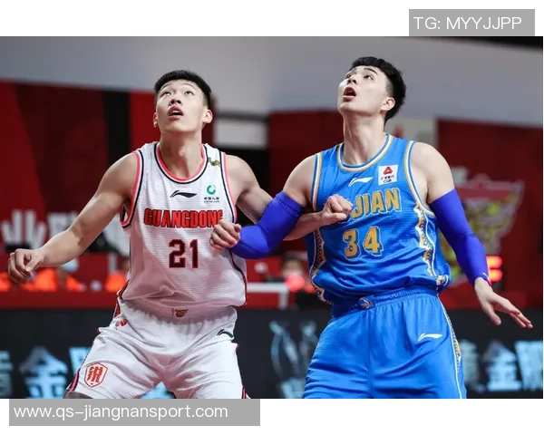 克尼佩尔表现出色4号秀13投6中贡献18分2篮板2助攻助力球队胜利 克尼佩尔表现出色4号秀13投6中贡献18分2篮板2助攻助力球队胜利