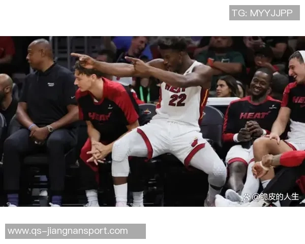 希尔德底角三分失手巴特勒无奈甩手表示不满