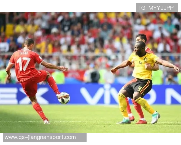 曼联季票遭黄牛倒卖15球迷频购虚假座位引发关注 曼联季票遭黄牛倒卖15球迷频购虚假座位引发关注