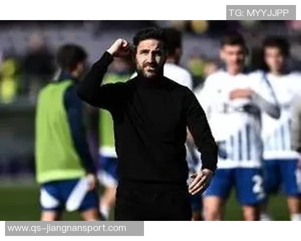 内斯塔调侃小法:若想教意大利人踢球先来教我们如何取悦你 内斯塔调侃小法:若想教意大利人踢球先来教我们如何取悦你