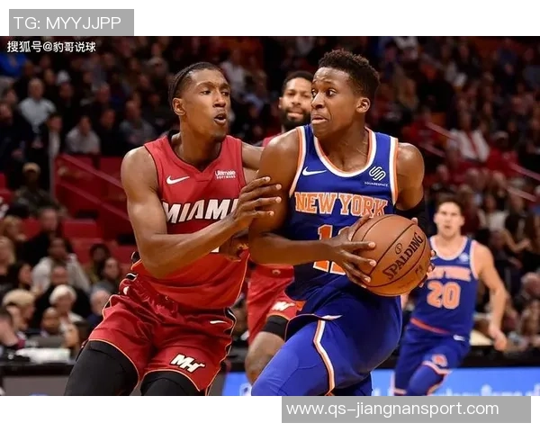 热火客场挑战尼克斯维金斯与戴维恩米切尔均可参赛助力球队