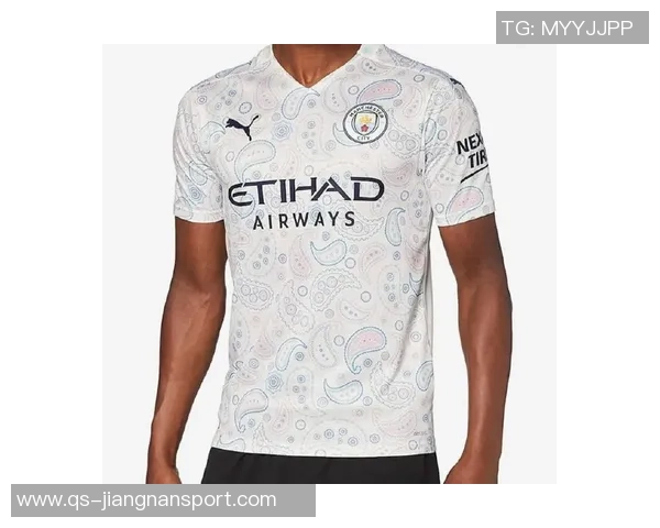 曼城推出马年特别球衣设计米色主调融入中国水墨艺术元素