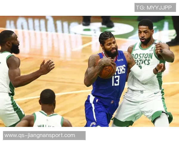 替补席发力泰森梅里尔联手贡献34分助球队逆转胜利