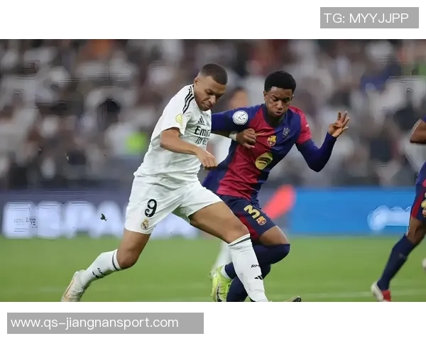 皇马与莱万特前锋艾永经纪人接触球员倾向加盟巴萨